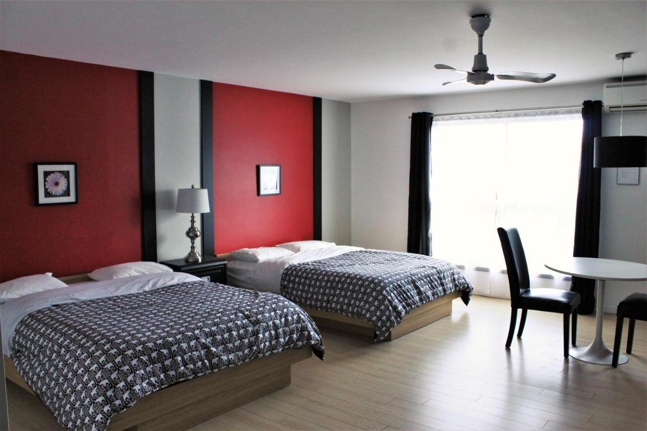 Motel Du Canton Valcourt 外观 照片