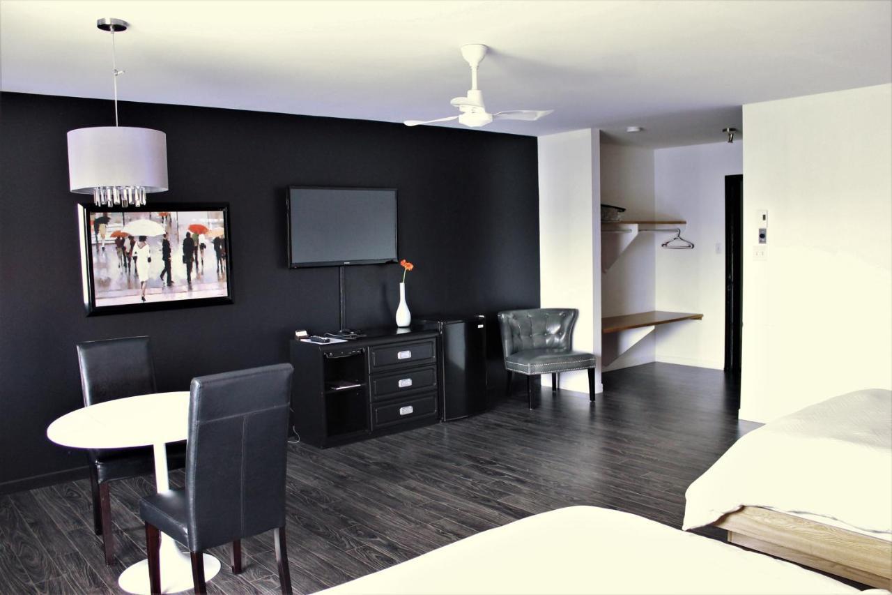 Motel Du Canton Valcourt 外观 照片