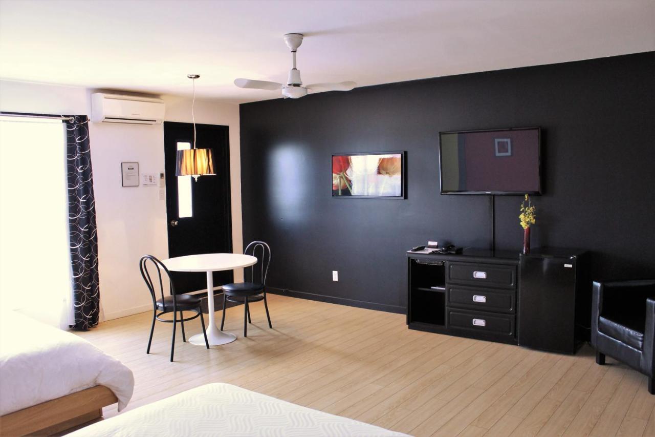 Motel Du Canton Valcourt 外观 照片