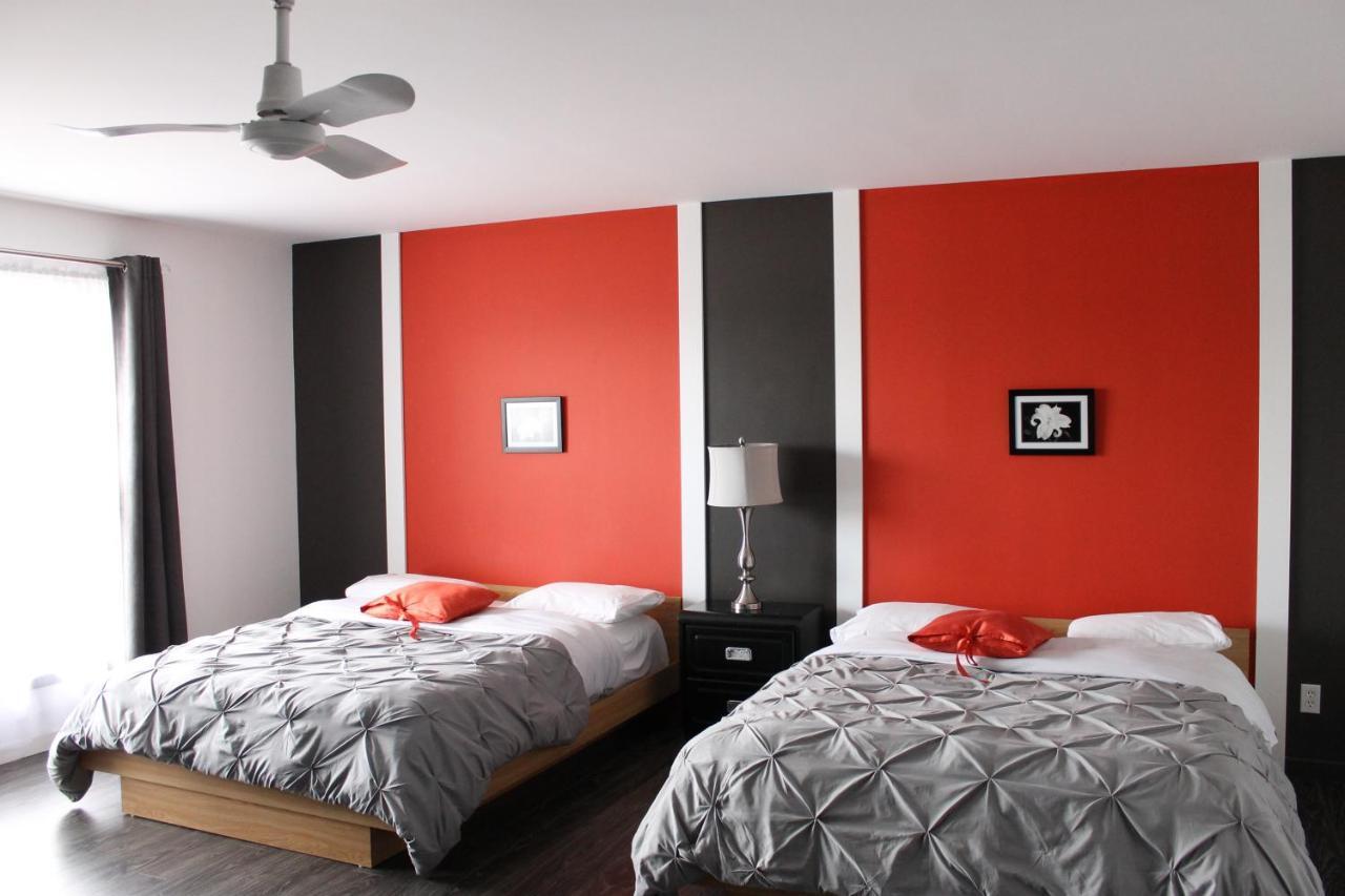 Motel Du Canton Valcourt 外观 照片